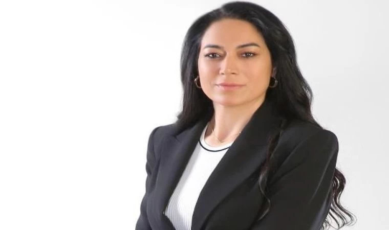 BAŞARILI DOKTOR ŞİMDİ SİYASETE SOYUNDU