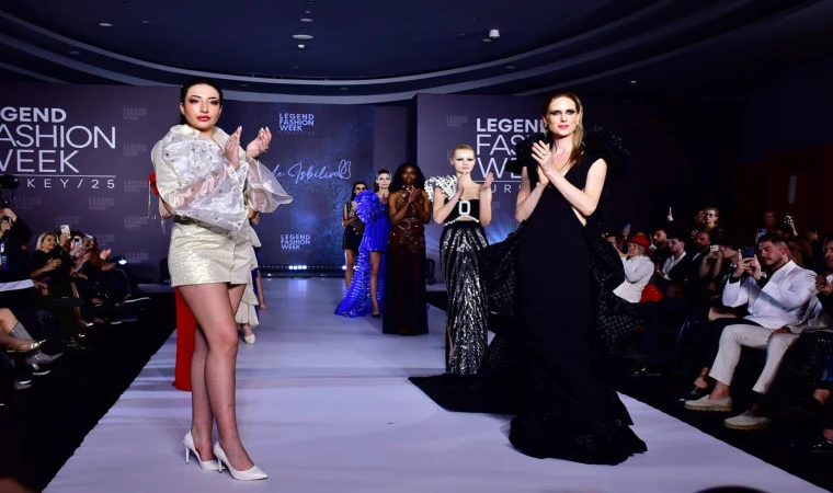 LEGEND FASHION WEEK 2025’DE MODA DÜNYASI BİR ARAYA GELDİ