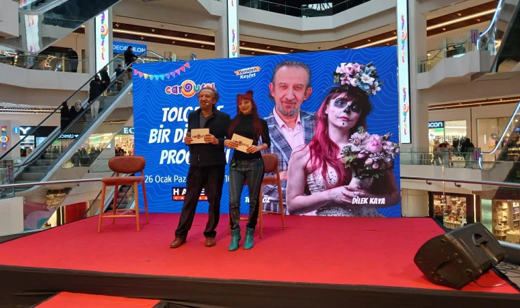 ÜNLÜ İSİMLER ÖĞRENCİLERLE BULUŞTU