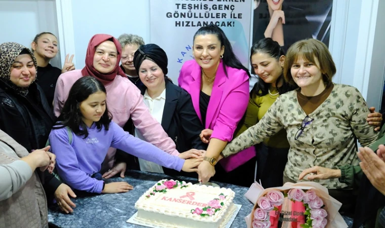 EBRU ŞİMŞEK’TEN ANLAMLI DAYANIŞMA