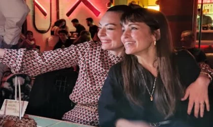 İKİ OYUNCUDAN SÜRPRİZ DOĞUM GÜNÜ KUTLAMASI