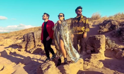 SILA ŞAHİN 'YANDIM' VE ALATURCA CLUB 'KALDIRIM TAŞLARI'