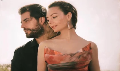 BU SENEYE DAMGA VURACAK ROMANTİK DÜET