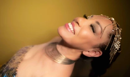 MELİS SÖKMEN “ŞIP” DİYE YAZI GETİRDİ