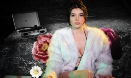 YÜREĞİN BİR TAŞ