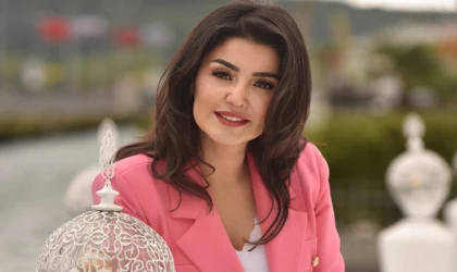 ESRA ÖZTÜRK MÜZİK DÜNYASINDA KURALLARIMLA İLERLİYORUM