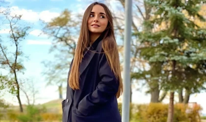 ÜNLÜ ŞARKICI SVETLANA YAMKOVA TÜRKİYE'YE GELİYOR