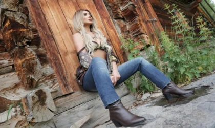PINAR YILDIZ’DAN DUYGUSAL BİR YOLCULUK
