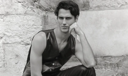 SPOR VE MODELLİĞİ BİR ARADA YÜRÜTÜYOR