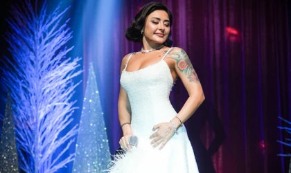 MELEK MOSSO, KIBRIS SAHNESİNDE YENİ YILA DAMGA VURDU