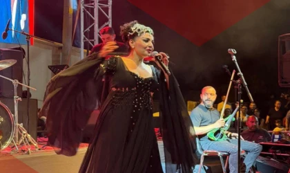 LALAPAŞA’DA 90’LAR RÜZGÂRI ESTİ